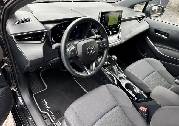 Toyota Corolla cena 79900 przebieg: 75700, rok produkcji 2021 z Iława małe 781